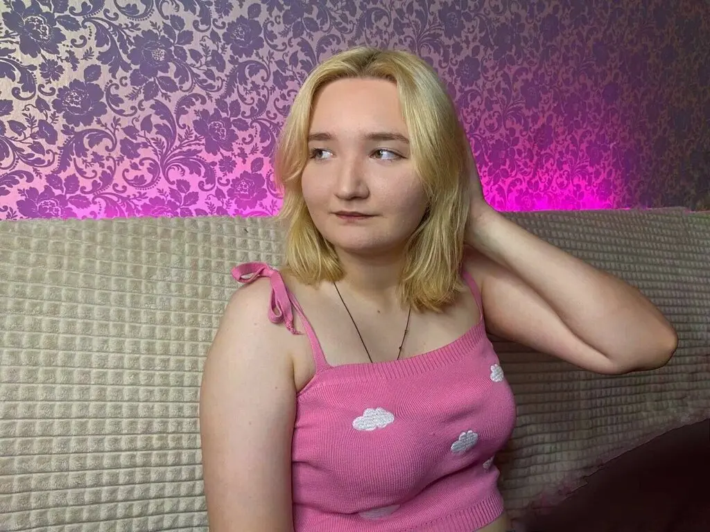 AlexaWox's Sex ChatRoom